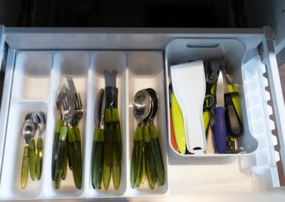 Ample-supply-of-cutlery